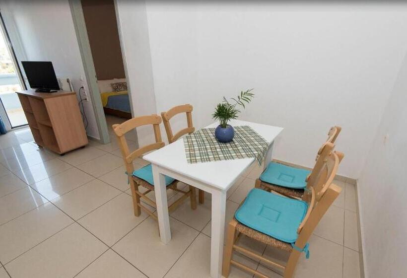 家庭公寓, Eleni Palace