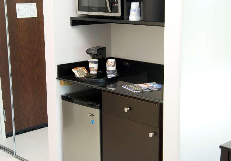 إستوديو قياسى سرير كينج, Hampton Inn & Suites Liberal