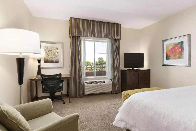 プレミアムルーム, Hampton Inn & Suites San Bernardino