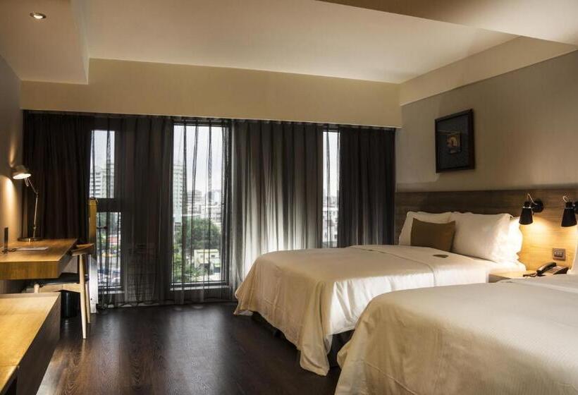 سوییت لوکس, Just Sleep Kaohsiung Zhongzheng