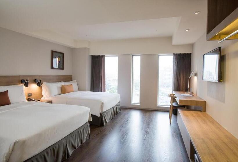 سوییت لوکس, Just Sleep Kaohsiung Zhongzheng
