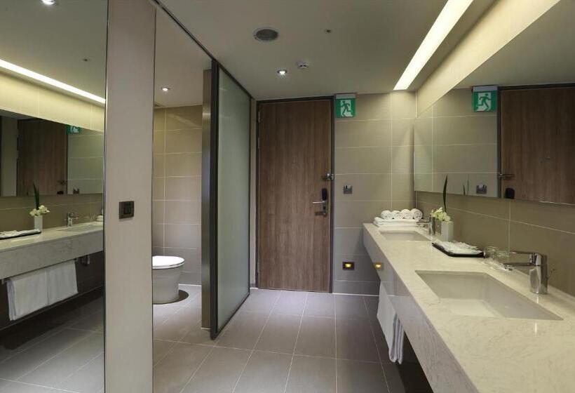 اتاق لوکس خانوادگی, Just Sleep Kaohsiung Zhongzheng