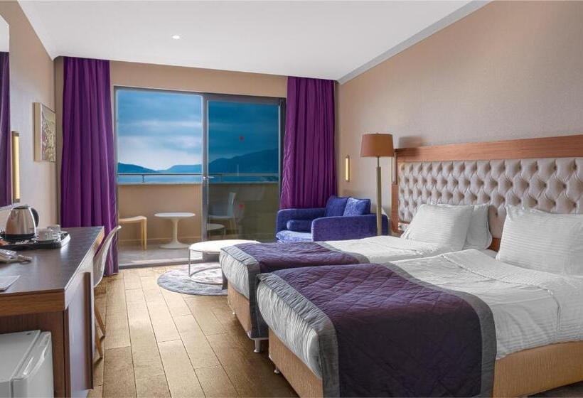 Семейный Номер Совместный Санузел, Michell Hotel   Adults Only   All Inclusive