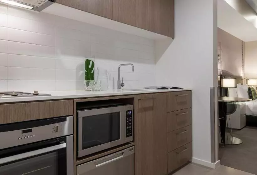 ビュー有りのスタンダードワンルーム, Oaks Melbourne On William Suites