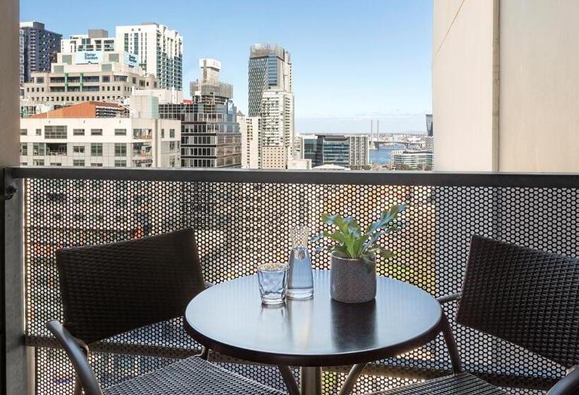 스탠다드 스튜디오 (전망), Oaks Melbourne On William Suites