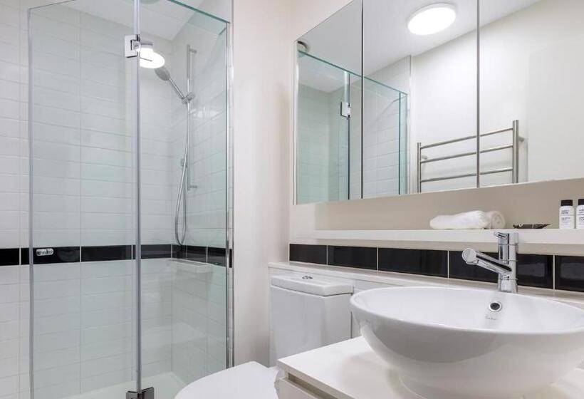 2 베드룸 이그제큐티브 아파트, Oaks Melbourne On William Suites