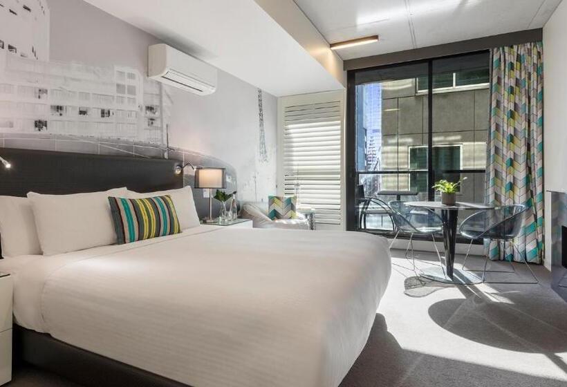 스탠다드 스튜디오, Oaks Melbourne On William Suites