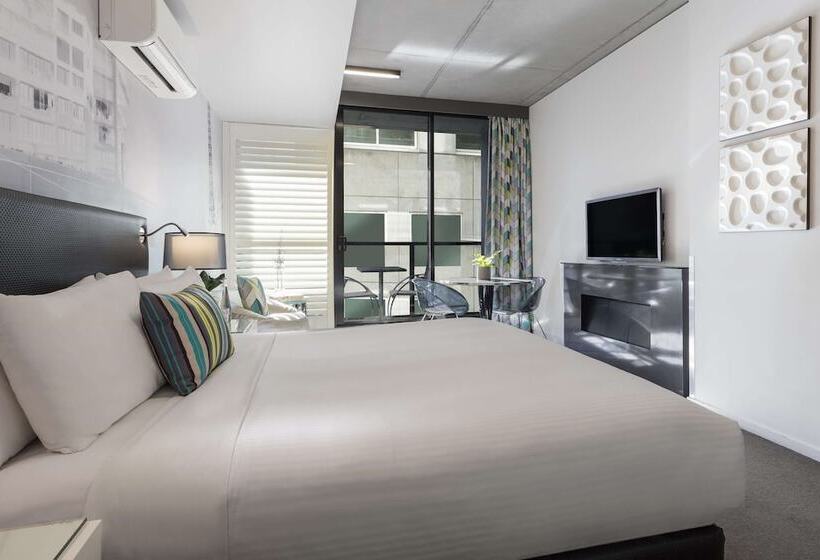 스탠다드 스튜디오, Oaks Melbourne On William Suites