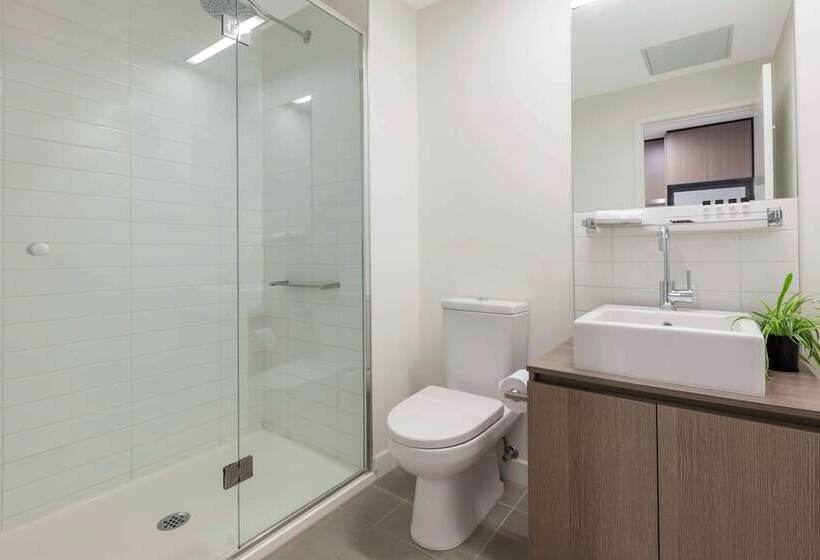 스탠다드 스튜디오, Oaks Melbourne On William Suites