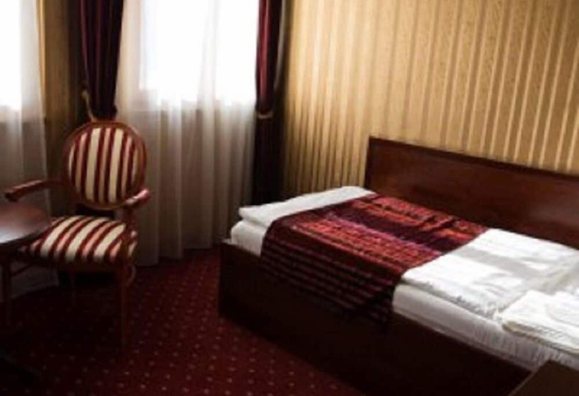 スタンダードシングルルーム, Obester