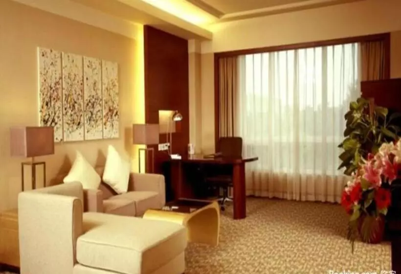 Standard-studio, Ramada Beijing North