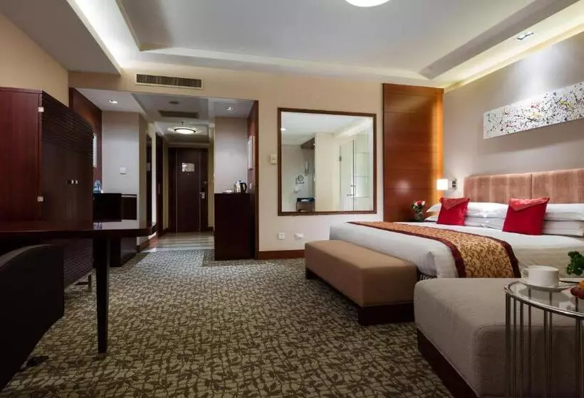 Standard-studio, Ramada Beijing North