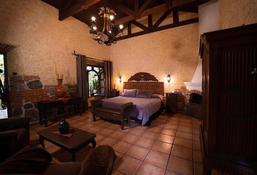 سوئیت رویال, Real Plaza