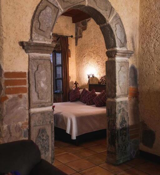 سوییت, Real Plaza