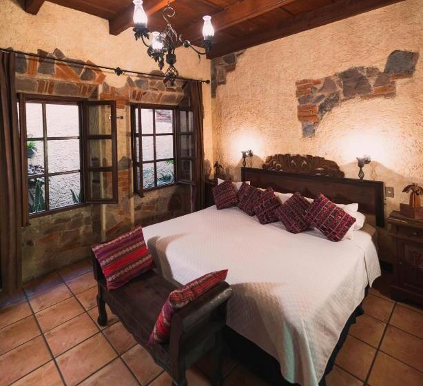 سوییت, Real Plaza