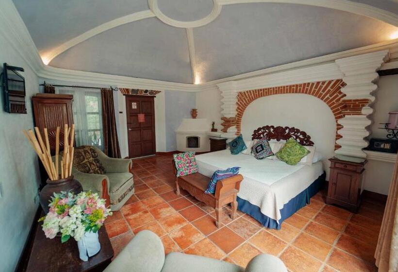 اتاق لوکس با تخت بزرگ, Real Plaza