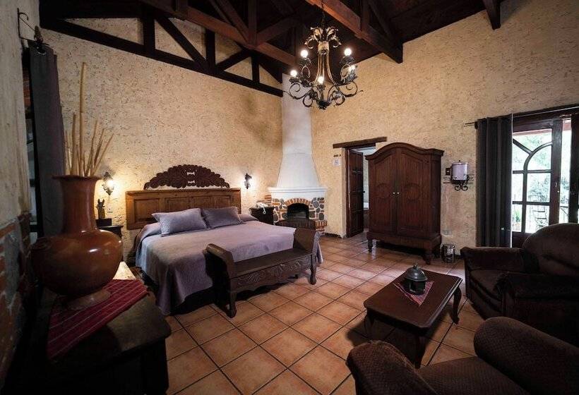 سوئیت رویال, Real Plaza