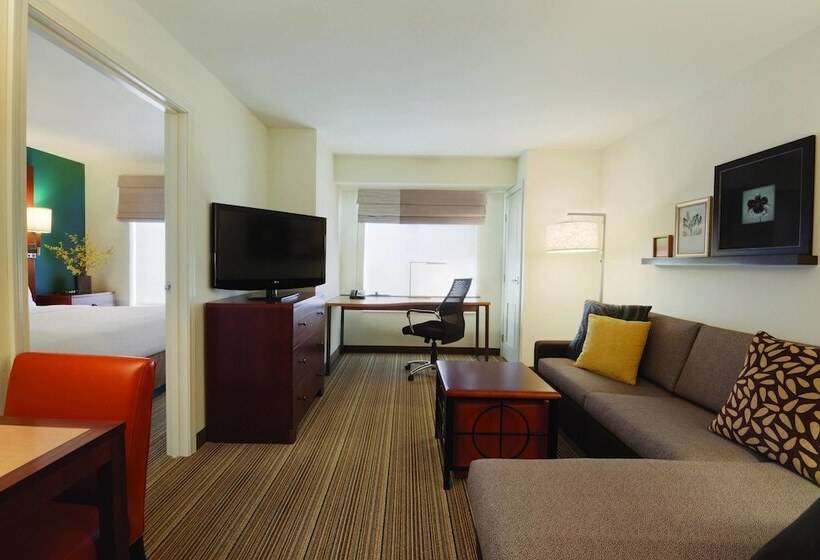 جناح, Residence Inn Bismarck North