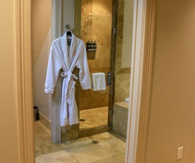 جناح, The Mining Exchange