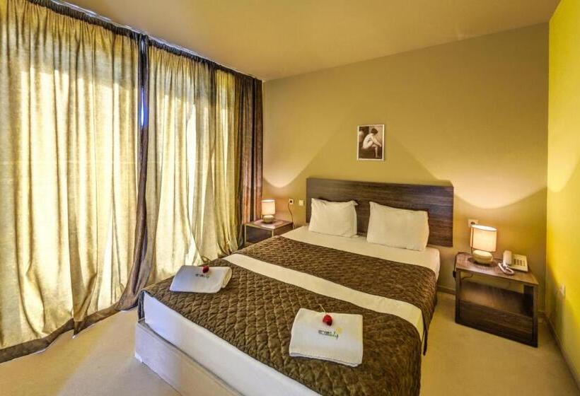Superior suite with balcony, Vitoshko Lale
