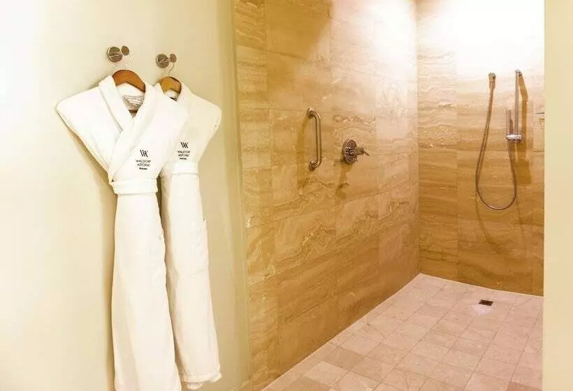 障害者適応デラックスルーム, Waldorf Astoria Panama