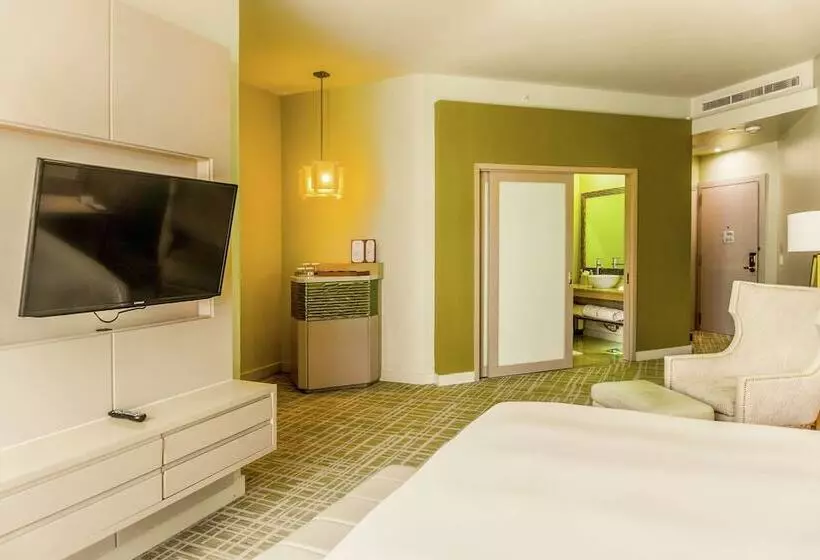 障害者適応デラックスルーム, Waldorf Astoria Panama