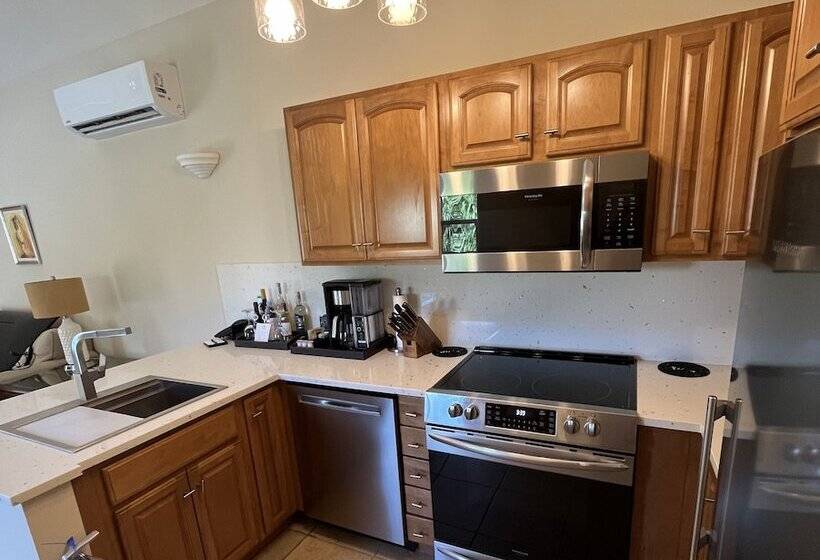 スタンダードバンガロー, Windsong On The Reef