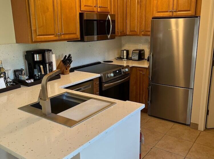 スタンダードバンガロー, Windsong On The Reef