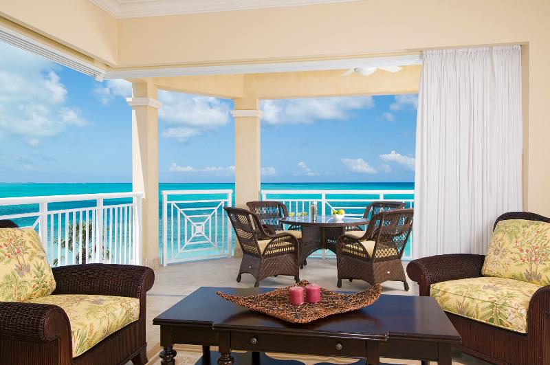 デラックススイート２ベッドルーム, Windsong On The Reef