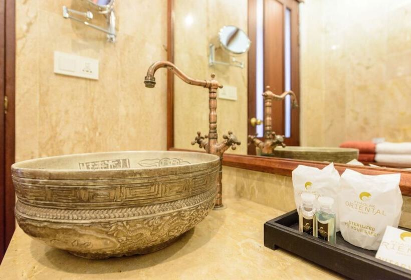 Номер Deluxe Вид на Бассейн, Khaolak Oriental Resort  Adult Only