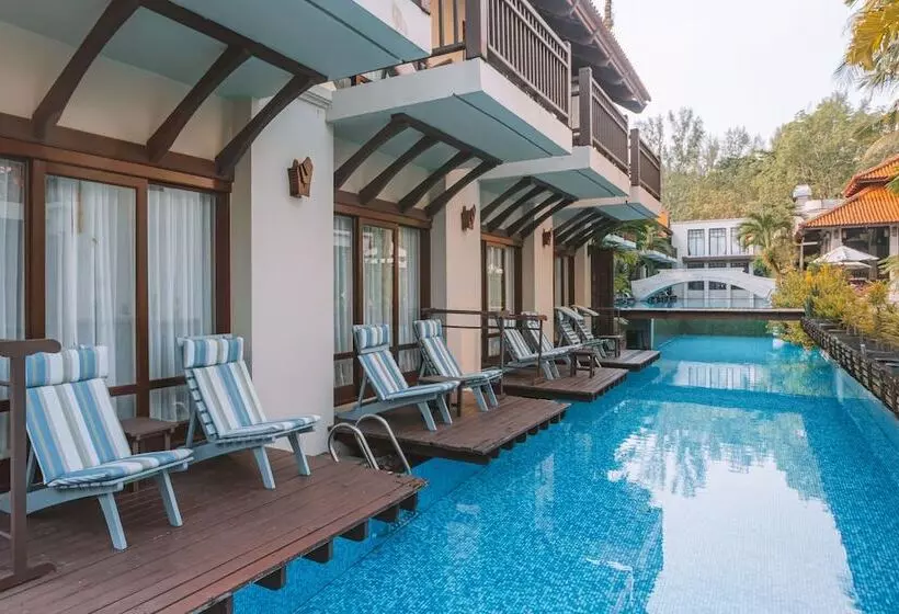 اتاق لوکس با چشم‌انداز استخر, Khaolak Oriental Resort  Adult Only