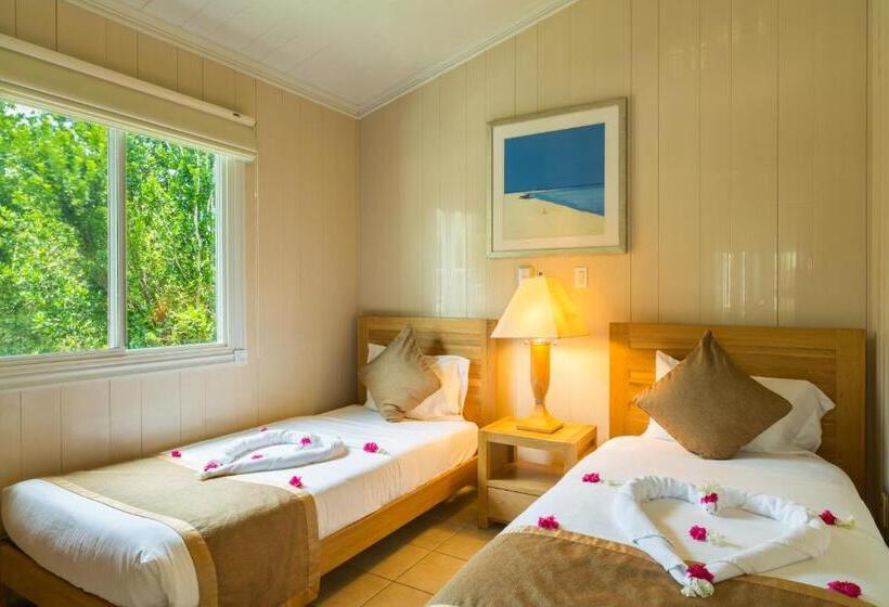 کلبه دلوکس, Kokomo Botanical Resort Caribbean Family Cottages