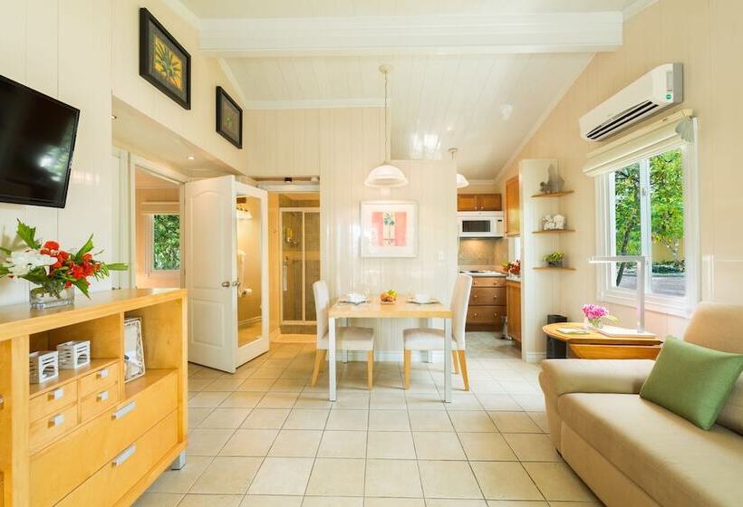 کابین, Kokomo Botanical Resort Caribbean Family Cottages