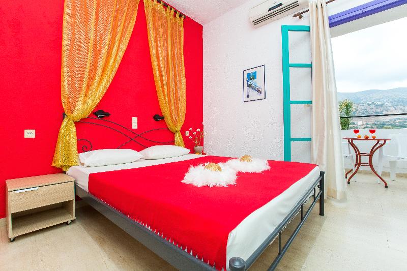 חדר סטודיו סטנדרד, Litsa Studios