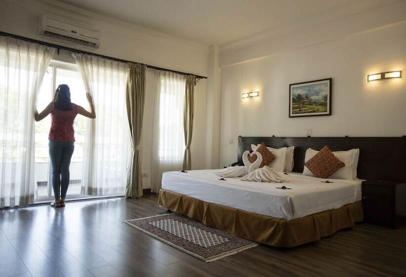 اتاق لوکس, Waterfront Resort By Kgh Group