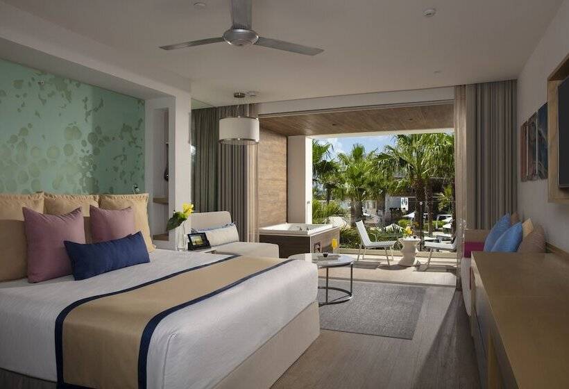Полулюкс Клуб, Secrets Riviera Cancún Resort & Spa   Adults Only   All Inclusive