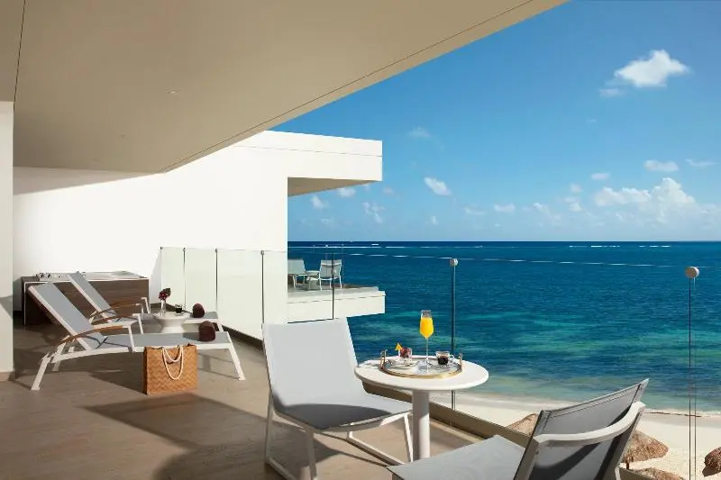 スイートクラブ シービュー, Secrets Riviera Cancún Resort & Spa Adults Only All Inclusive