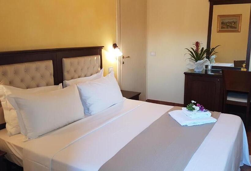 デラックスルーム, Casal Sant Elena