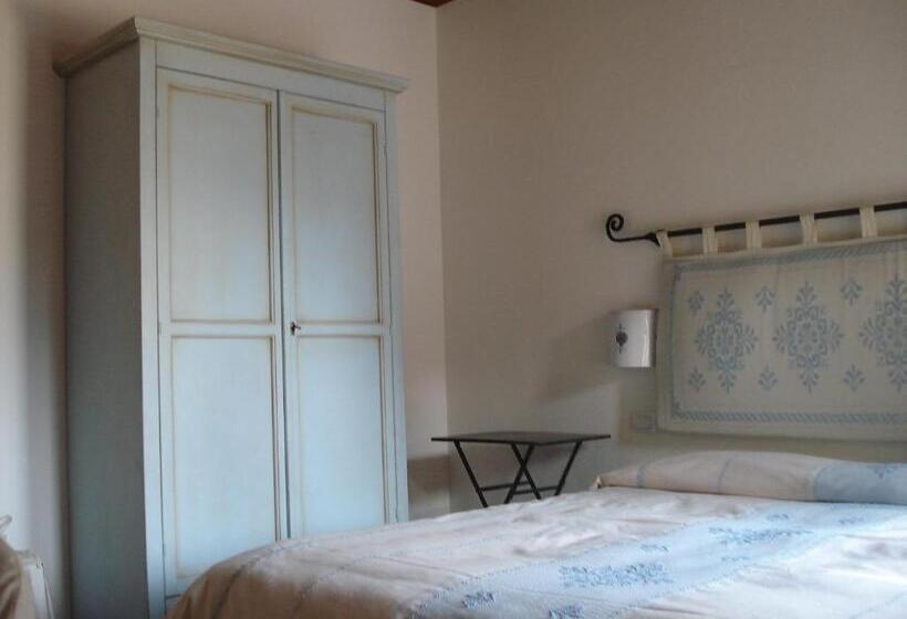 Номер Стандарт Трехместный, Guest House Il Giardino Segreto