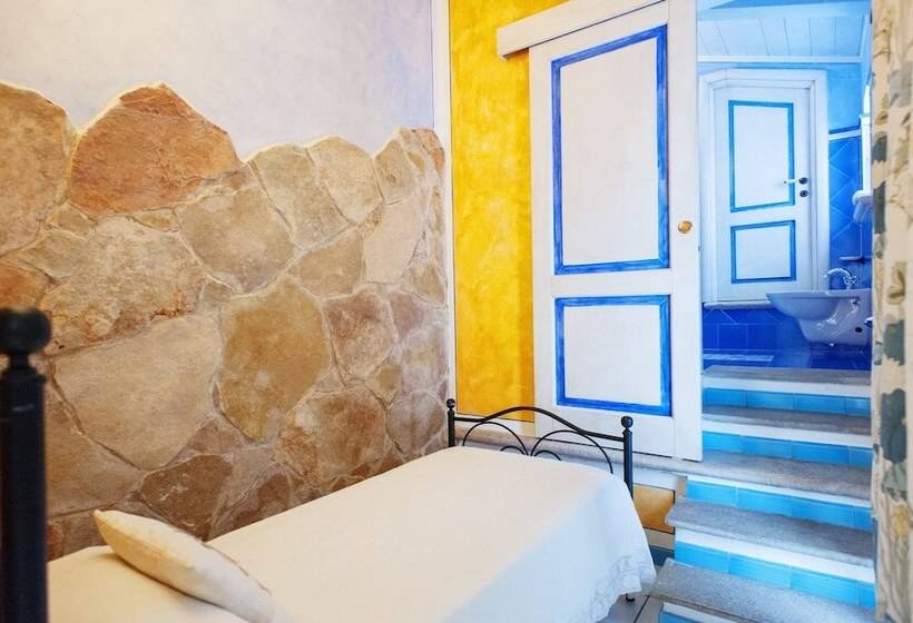 חדר אקזקיוטיב לשלושה, Residenza Sveva