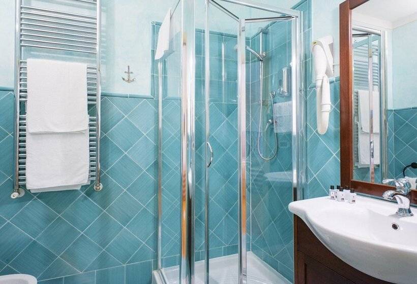 חדר אקזקיוטיב לארבעה, Residenza Sveva