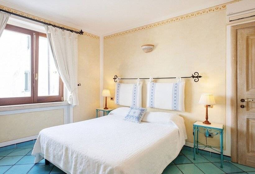 חדר אקזקיוטיב, Residenza Sveva