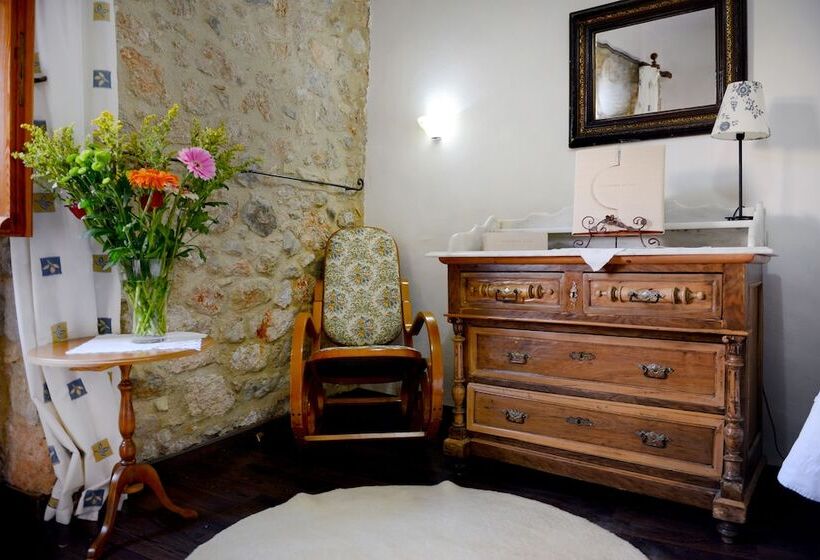 اتاق استاندارد, Ganimede Hotel, Galaxidi