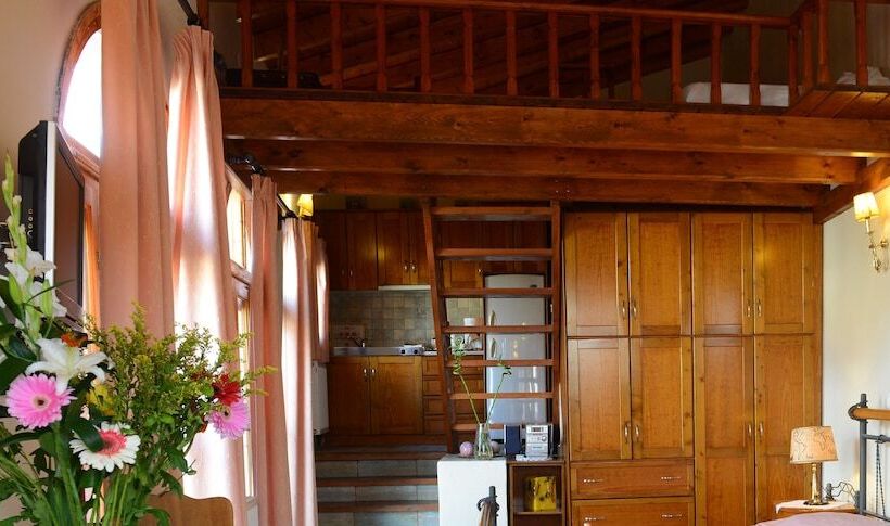 سوییت, Ganimede Hotel, Galaxidi