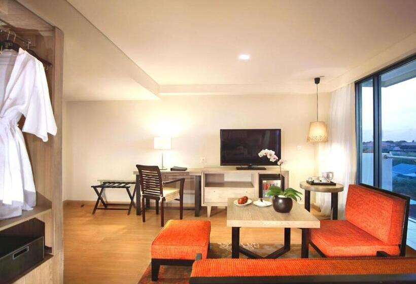 جناح, Harper Kuta Hotel by Aston