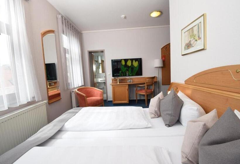 コンフォートルーム, Anna Amalia