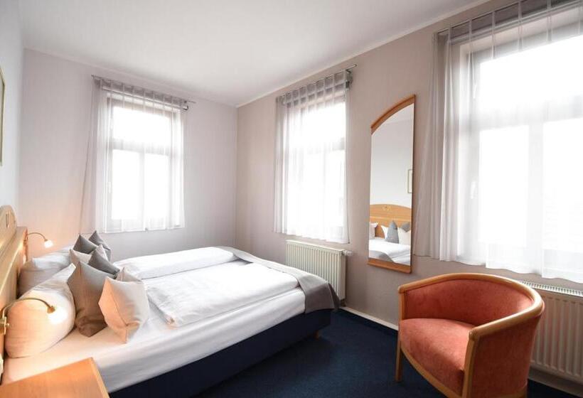 コンフォートルーム, Anna Amalia