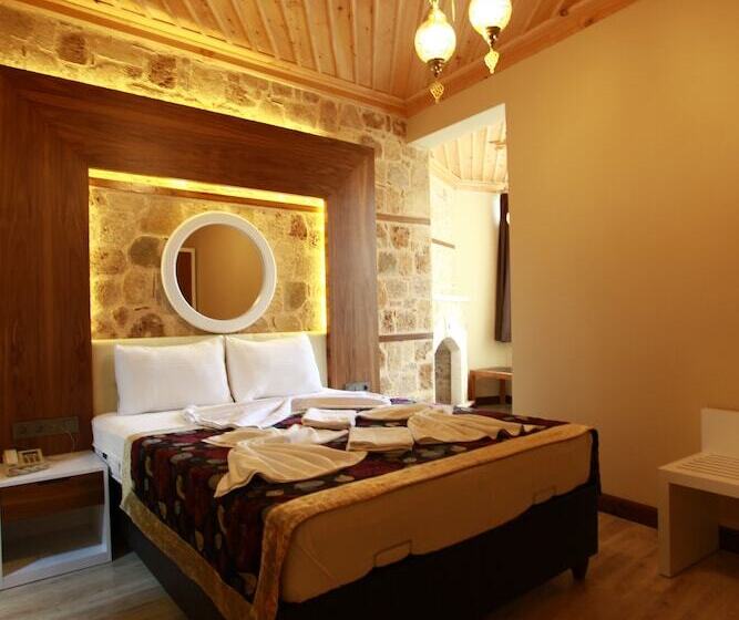 اتاق سوپریور, Bacchus Pension