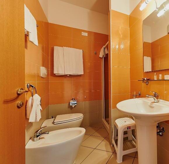 スタンダードトリプルルーム, Bolgheri Marina Resort Ex Varo Village