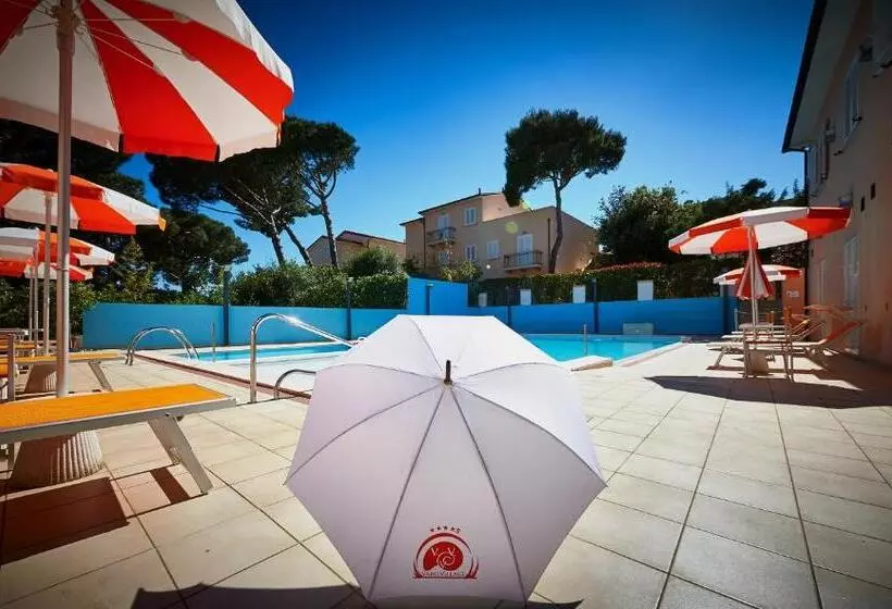 スタンダード4人部屋, Bolgheri Marina Resort Ex Varo Village
